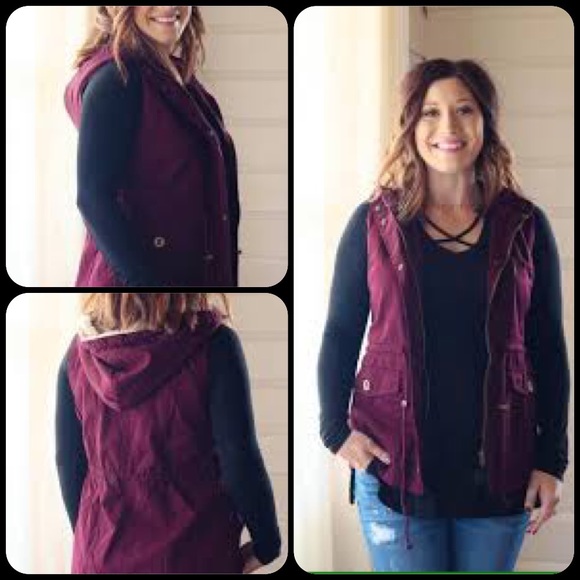 Mulberry Hooded Utility Vest Plus Size - Picture 5 of 5